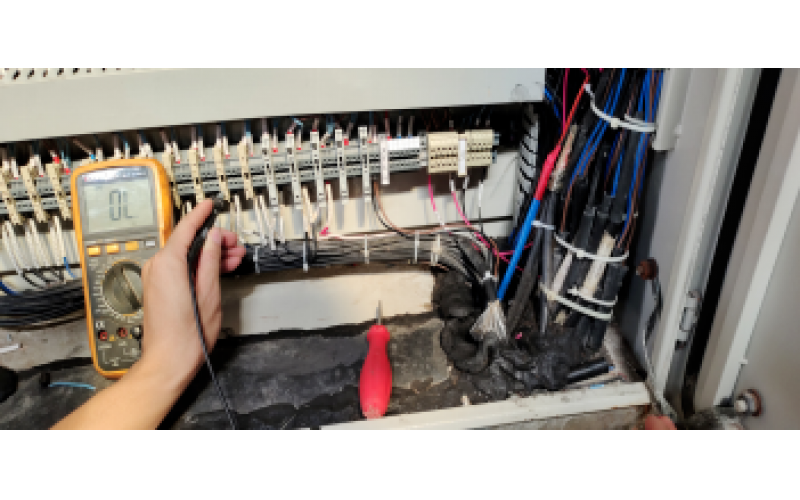 脱盐水控制柜24V电源正接地电阻等于零-北京乐鱼(中国)